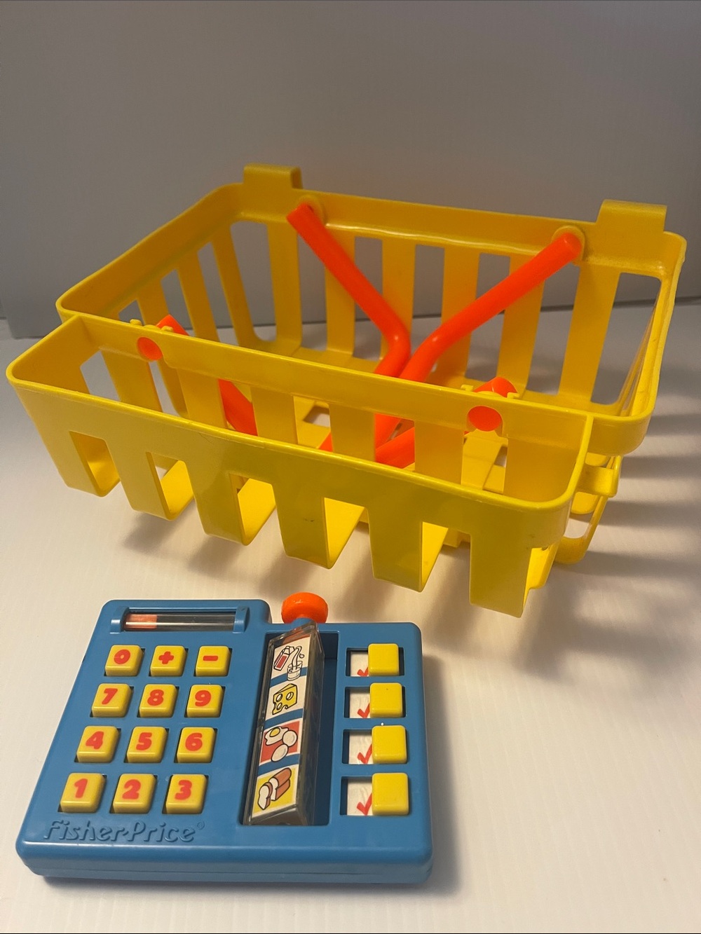Fisher Price Little Helper Shopping